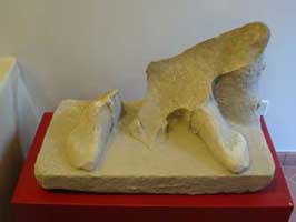 Statue of a Togatus (Pedestal)